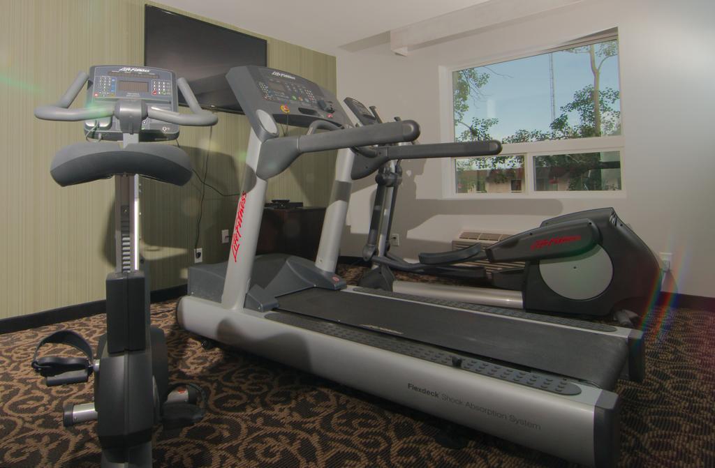 Paradise Inn And Suites Redwater Экстерьер фото