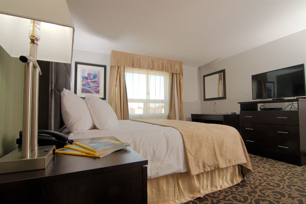 Paradise Inn And Suites Redwater Экстерьер фото