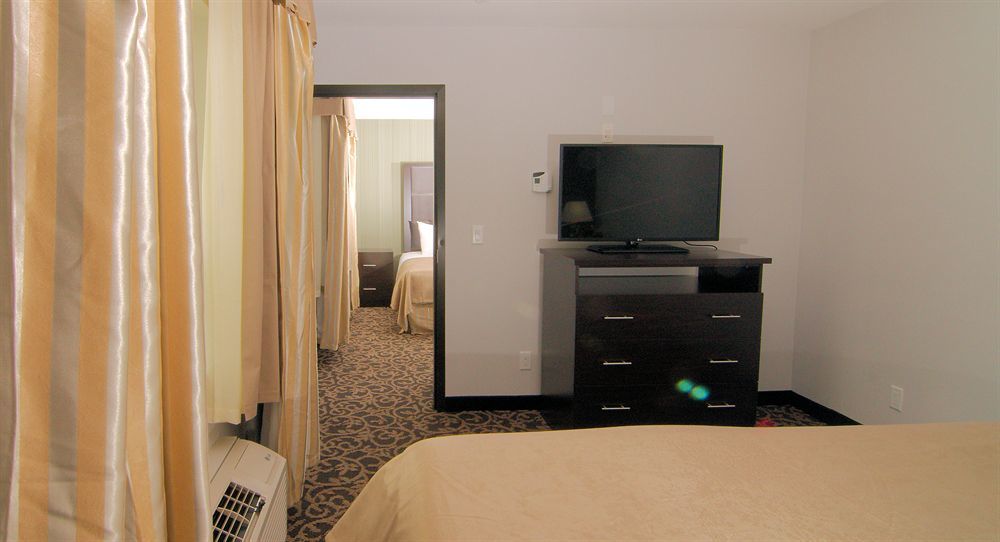 Paradise Inn And Suites Redwater Экстерьер фото