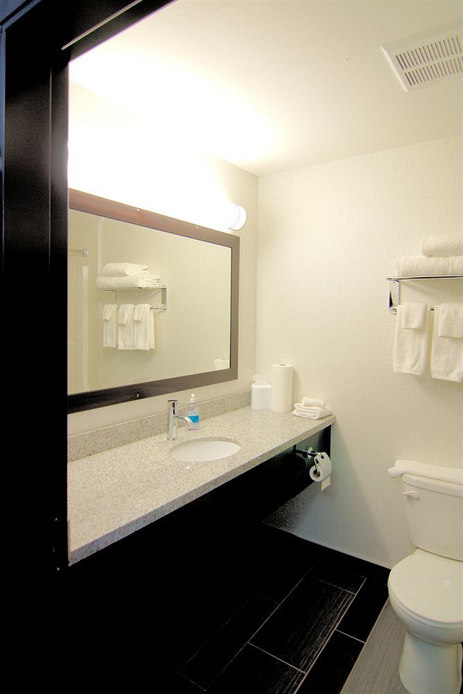 Paradise Inn And Suites Redwater Экстерьер фото