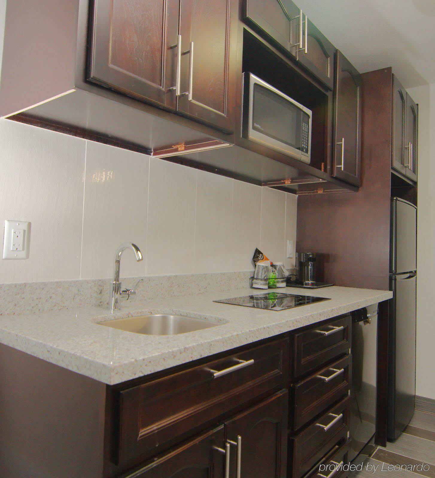 Paradise Inn And Suites Redwater Экстерьер фото